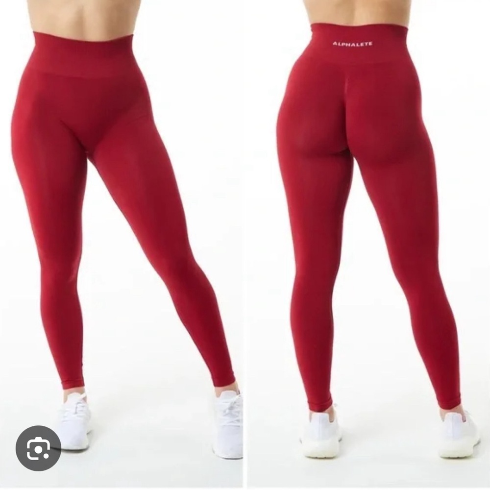 ALPHALETE AMPLIFY LEGGINGS NEVER WORN SCARLET RED SIZE M